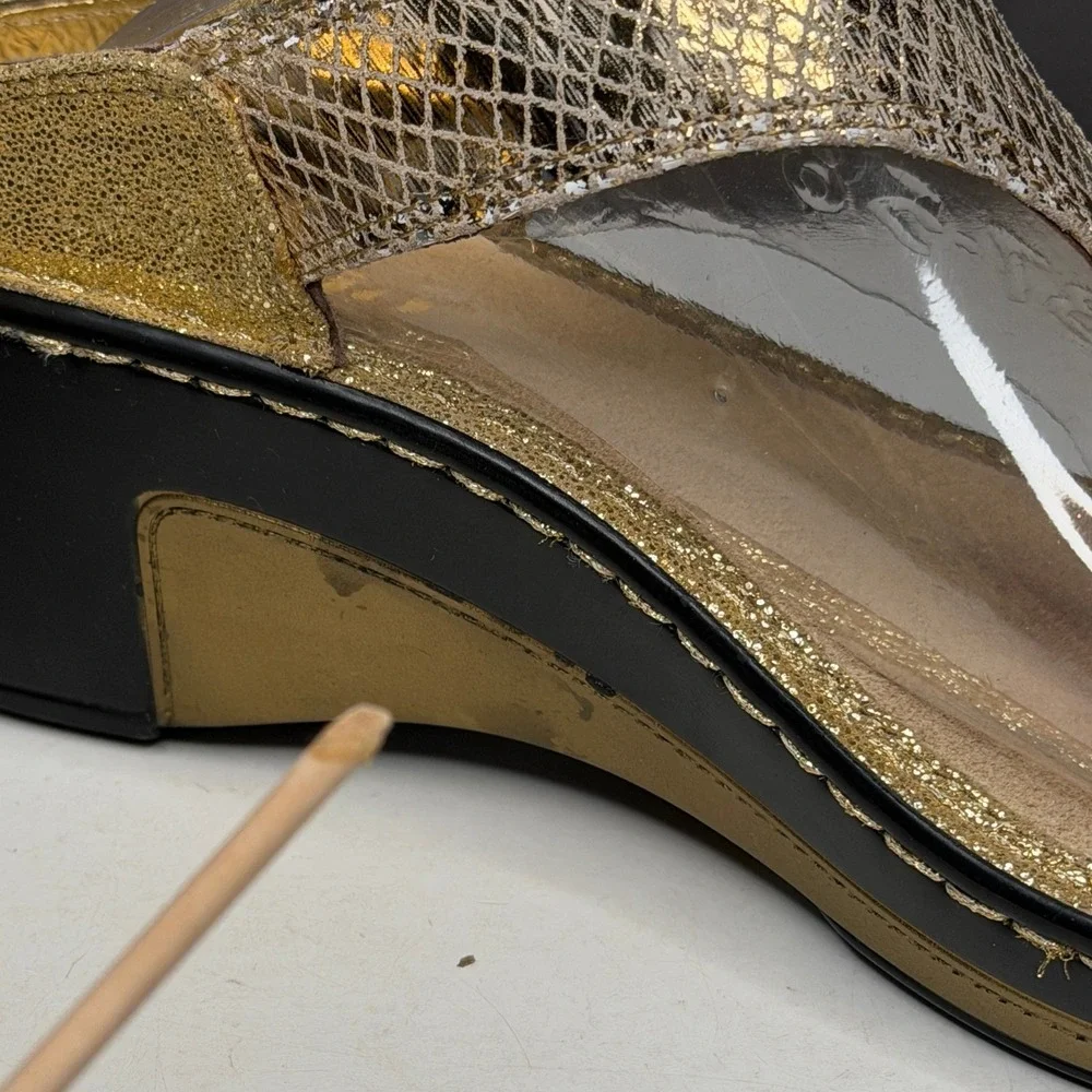 Alegria Lara Wedge Sandals Womens 38 Gold Leather Rhinestone Snake Print LAR-669